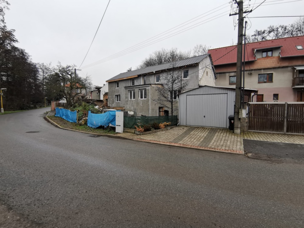 Rodinný dům Panoší Újezd – kompletní rekonstrukce - foto 36